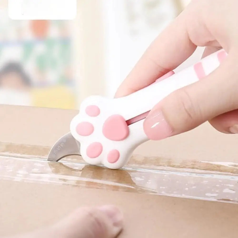 Cute Cat Paw Sharp Box Cutters Mini Portable Cat Claw Utility Knife